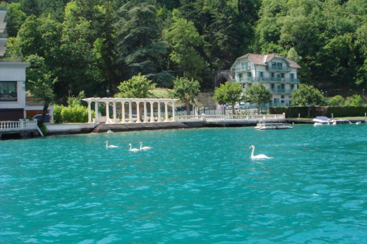 Le Pavillon Du Lac Duingt Exteriör bild